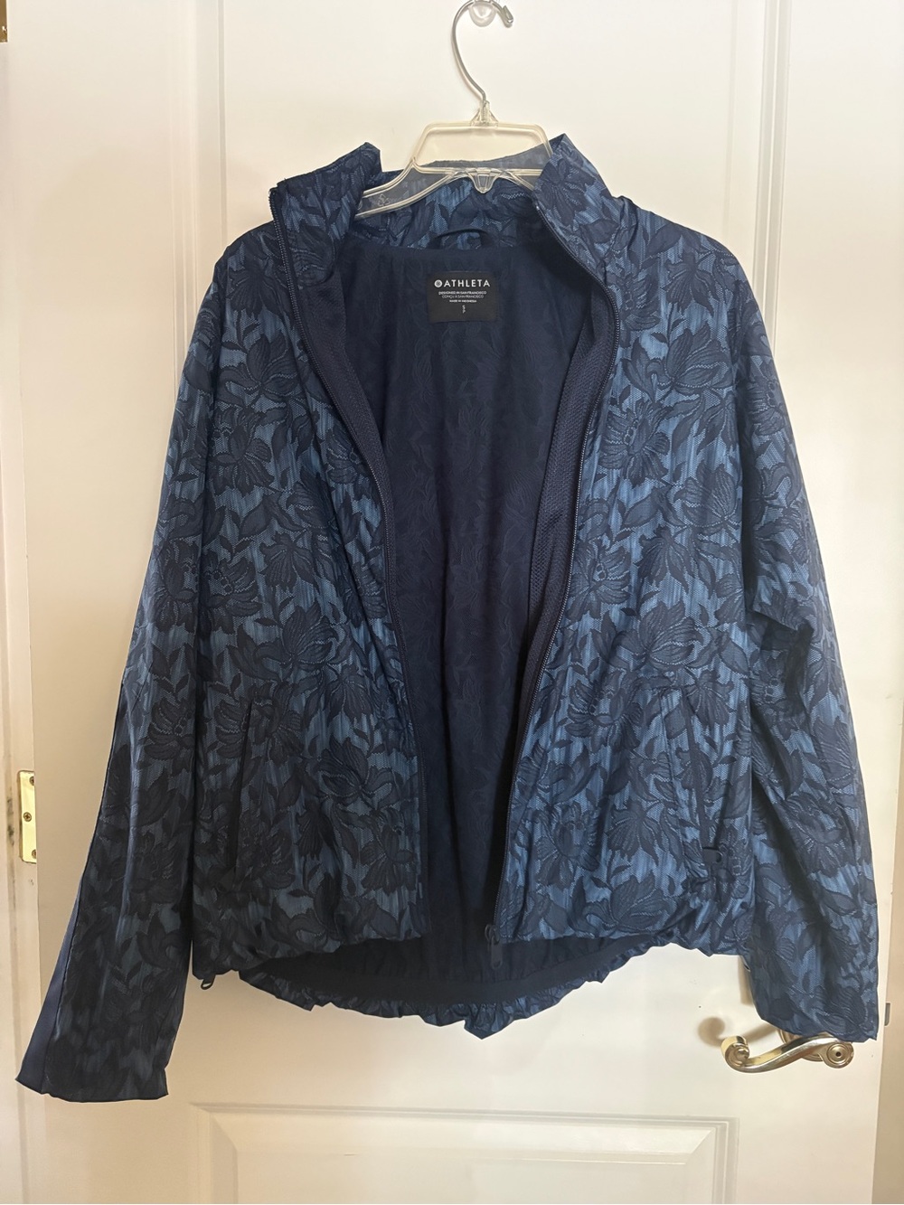Athleta Floral Print Lightweight Zip Jacket Size Small Petite